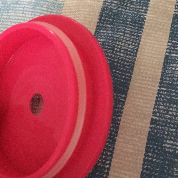 🌺 T-MOBILE Cup with pink straw - Picture 7 of 8